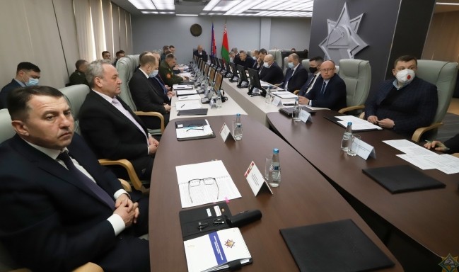 9 апреля 2021 года прошло заседание КЧС при Совете Министров в Республиканском центре управления и реагирования на чрезвычайные ситуации МЧС